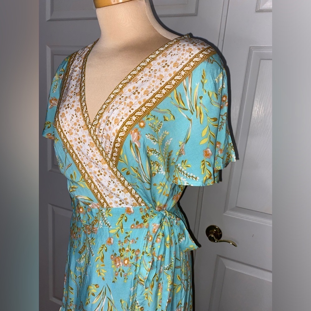 Zesica Bohemian Floral Wrap Mini Dress NWT | Size Medium | Cottagecore Date - Picture 6 of 9